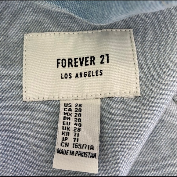 NWOT Jean Short Overalls - Picture 3 of 3